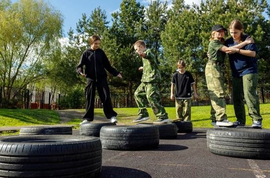 В школах и колледжах Москвы действуют свыше 400 военно-патриотических клубов