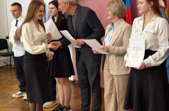 В Тамбовской области наградили победителей и призеров регионального этапа всероссийской олимпиады школьников