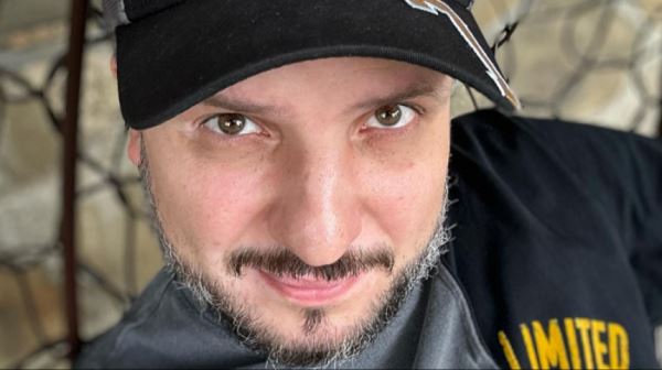 «Это не запои»: Дмитрий Позов попал в психиатрическую клинику из-за депрессии