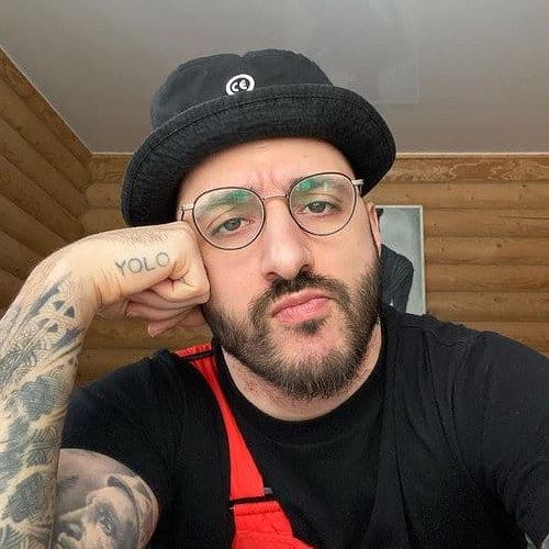 L’One выступит с хором и оркестром