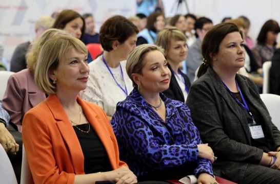 Научно-практические чтения «Инклюзия: пространство диалога» в ВДЦ «Алые паруса» объединили около 300 участников