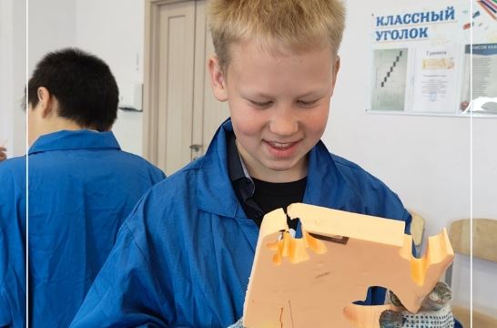Мобильный «Кванториум» в апреле посетил три муниципалитета Алтая