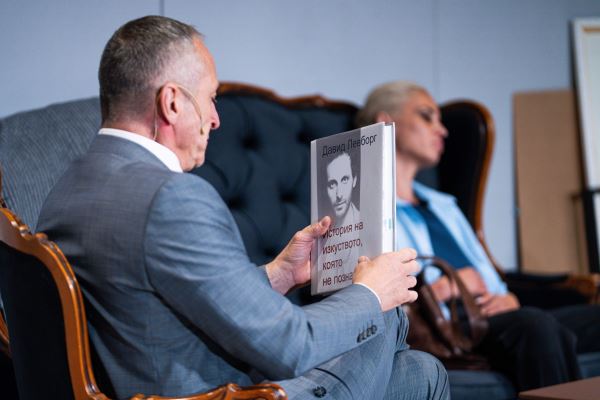 Кулябин выведет героев Ибсена на улицы Софии