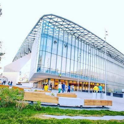 Оркестр Петра Востокова и Оркестр кинематографии выступят с концертами ко Дню Победы в «Зарядье»