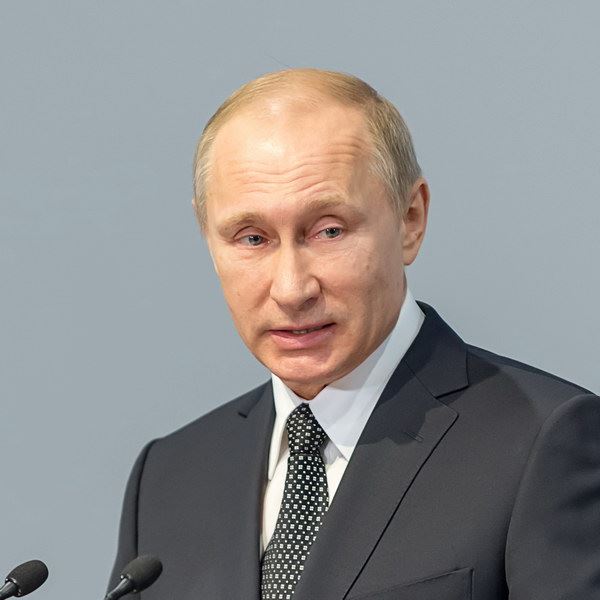 Владимир Путин призвал писать «на потребу дня» талантливо